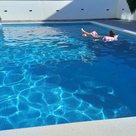 Villa Barbara & Zoran With Free Parking And Heated Swimming Pool Seget Vranjica Exterior foto