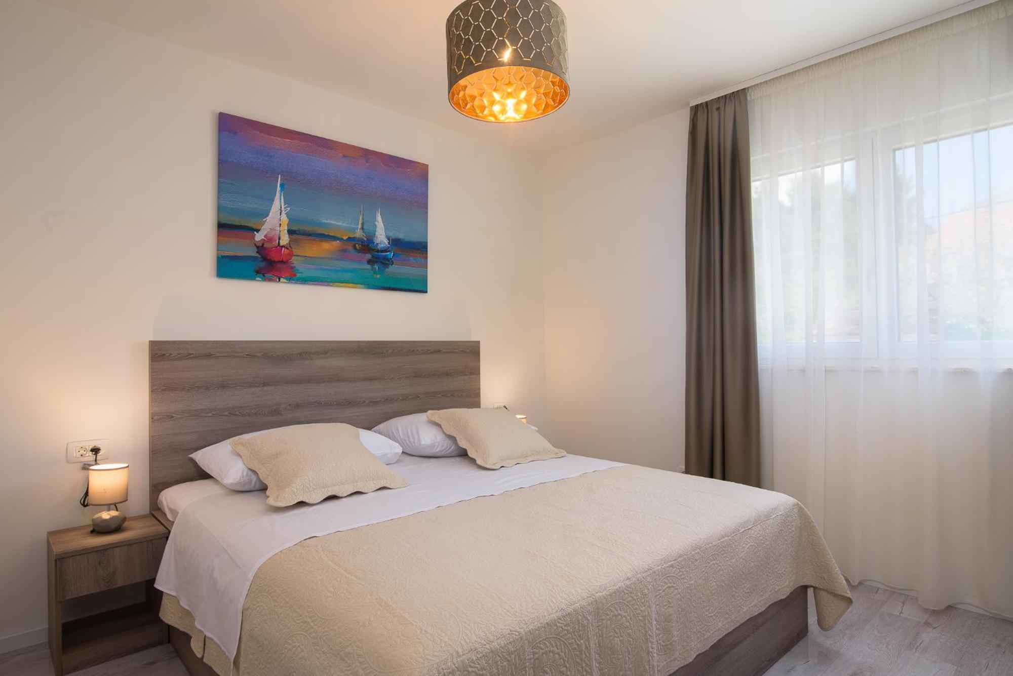 Villa Barbara & Zoran With Free Parking And Heated Swimming Pool Seget Vranjica Exterior foto