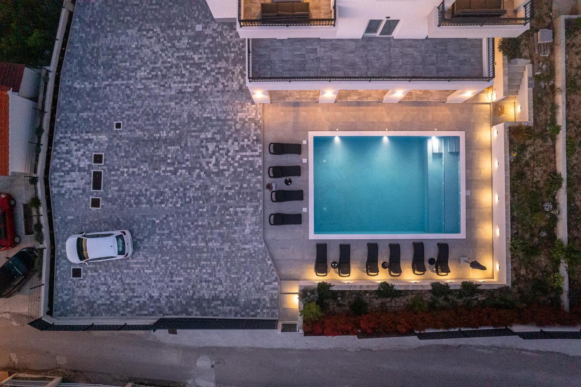 Villa Barbara & Zoran With Free Parking And Heated Swimming Pool Seget Vranjica Exterior foto